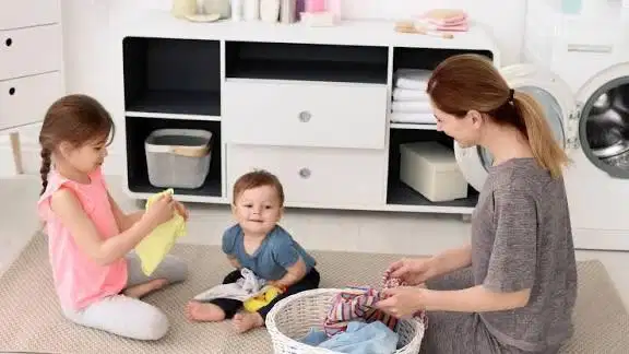 Lowongan ART (Momong Anak – Menginap)