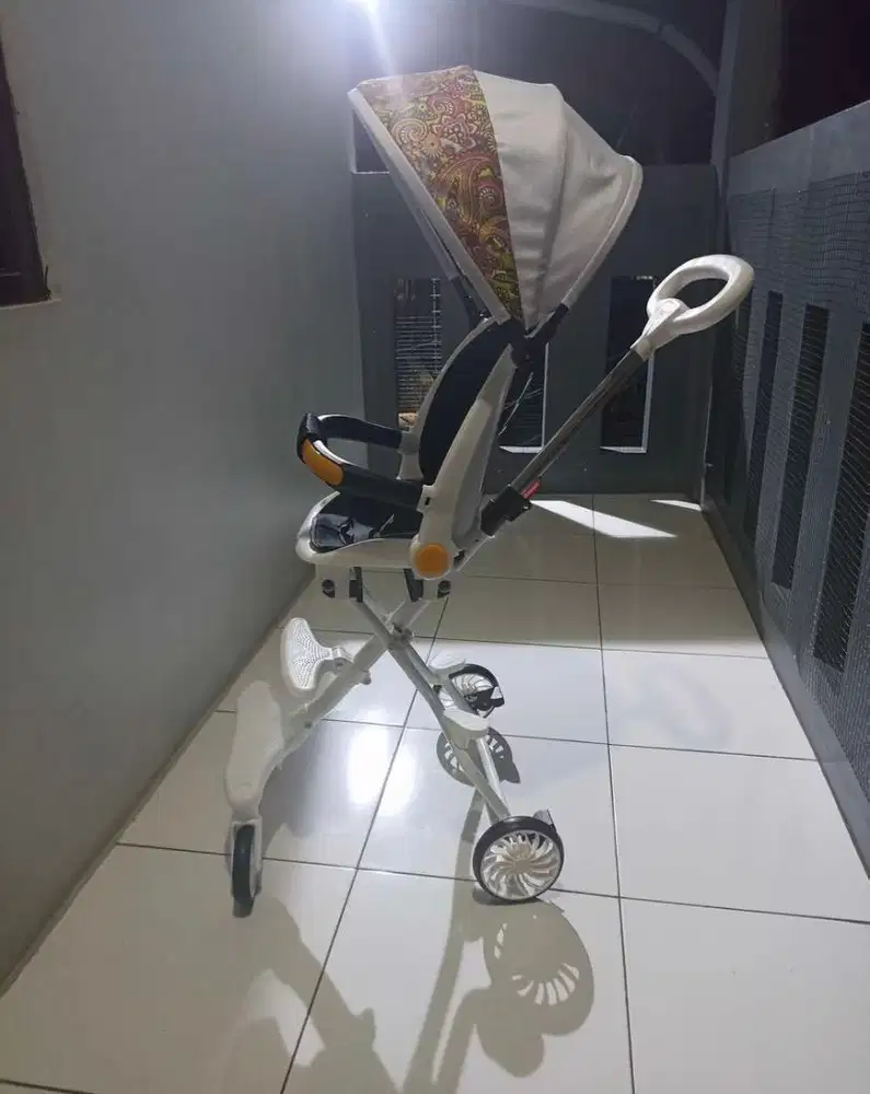 Di jual stroler