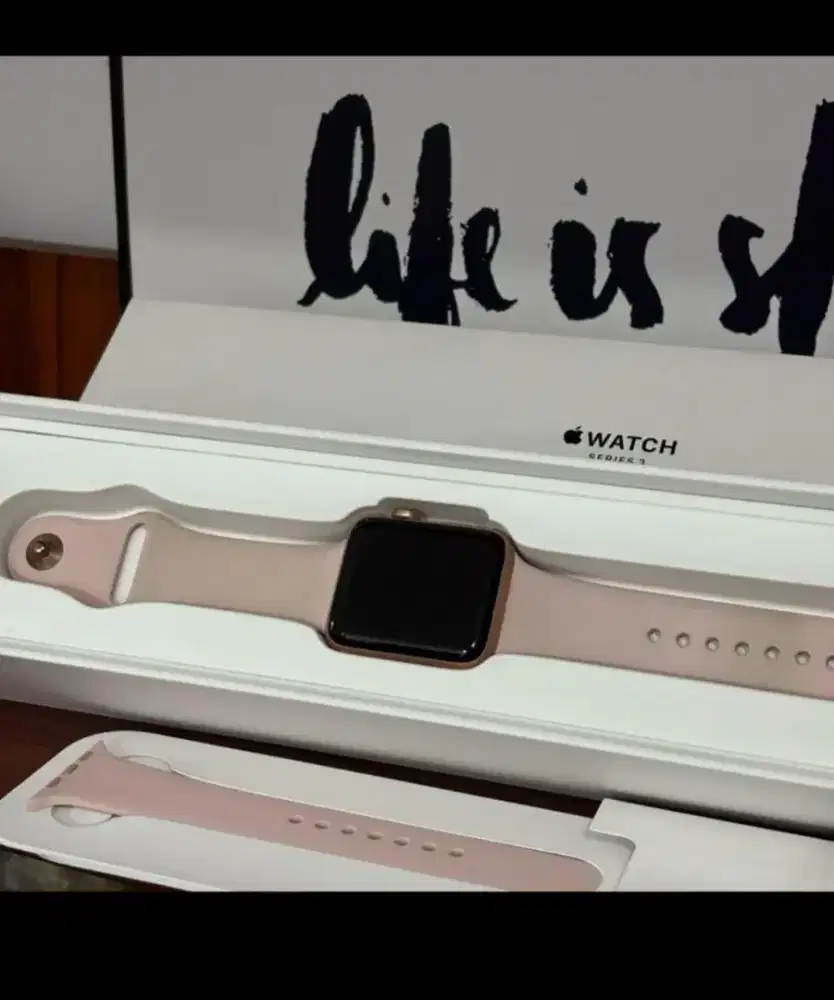 Dijual Apple Smartwatch iWatch Series 3 42mm Pink Gold Alumunium GPS