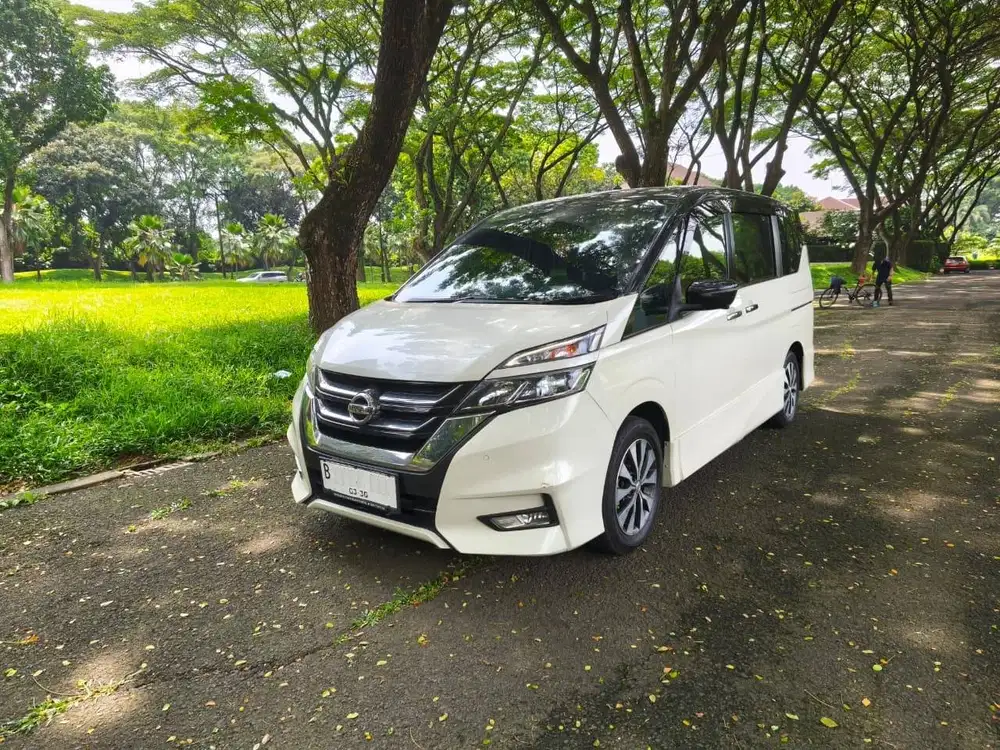 SERENA HWS 2.0 C27 , LIKE NEW BUKAN VOXY SIENTA BIANTE 2019 ,
