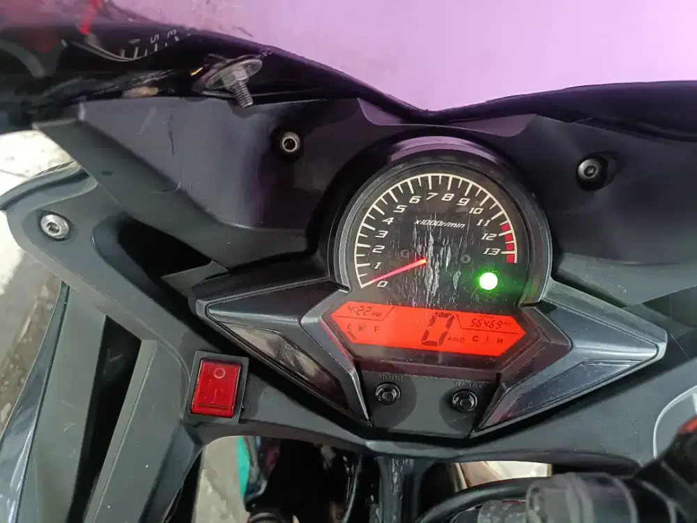 Cbr lokal tangan pertama  bisa nego kawan