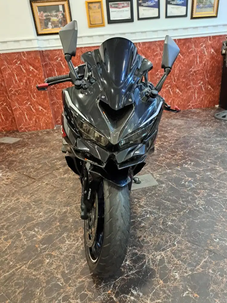 Sales ima . ZX 25R ABS 2021 . KM RENDAH , MOTOR MULUS RAWATAN GRESS