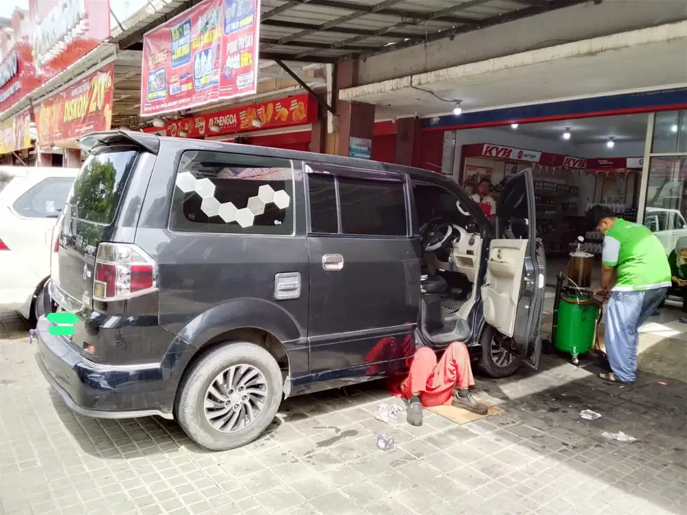 Suzuki APV Arena 2009 Bensin