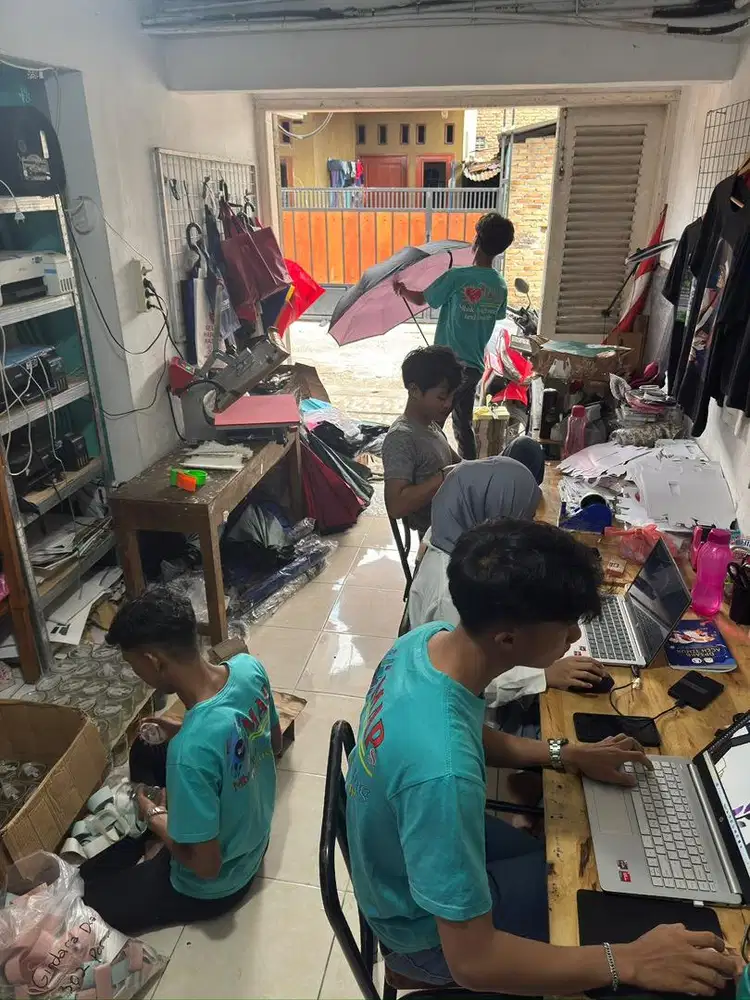 Lowongan Kerja Helper