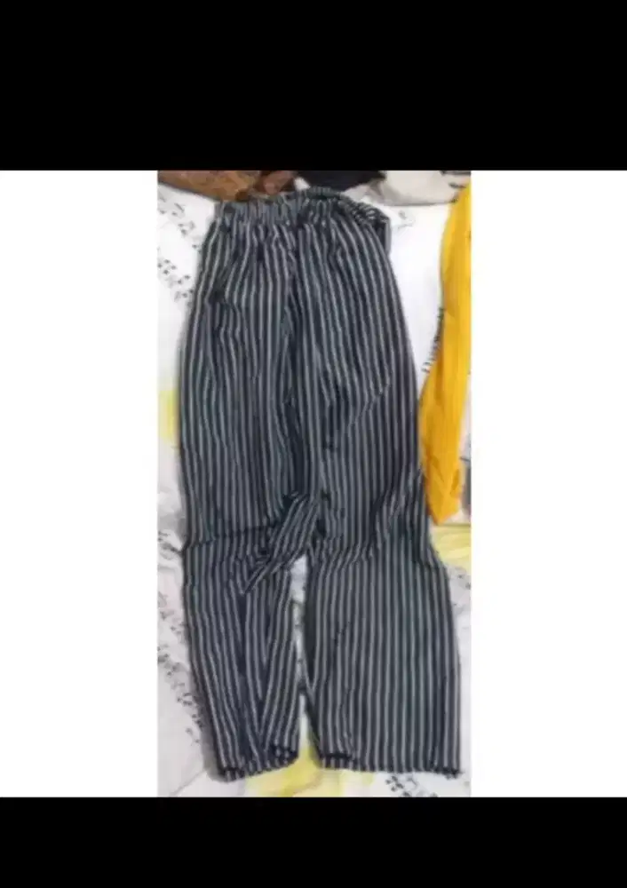 Celana garis baru beli