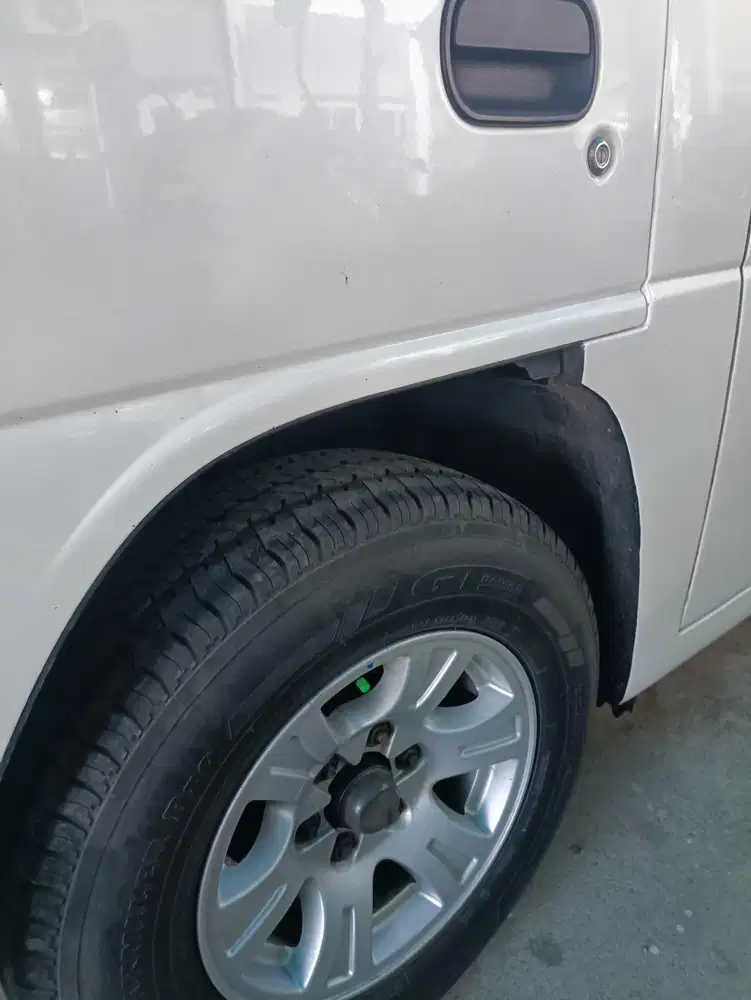 Isuzu Elf Minibus 2014 Diesel