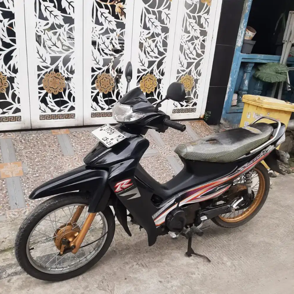 Suzuki Smash 2003 ss lengkap mesin bagus pajak hidup plat Bekasi