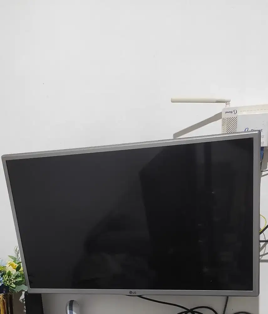 TV LG 32 digital (smart tv) seri lh510d