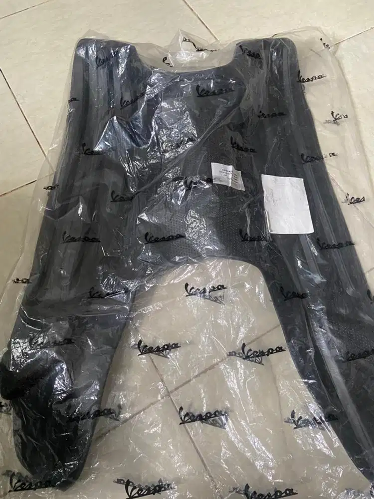 Floormate / Karpet Vespa Matic Original New