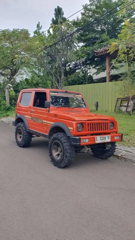 Suzuki Jimny 4x4 Bawaan Aktif