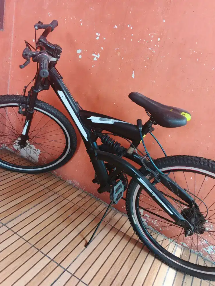 sepeda gunung united