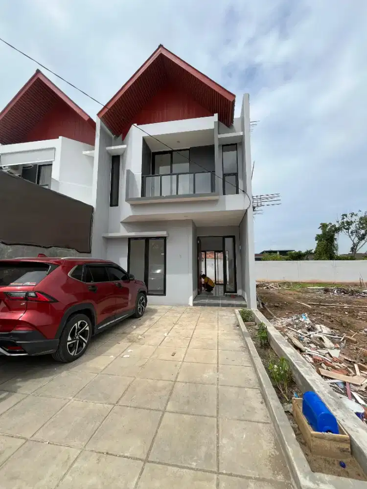 RUMAH MEWAH QIANA TOWN HOUSE TALANG JAMBE