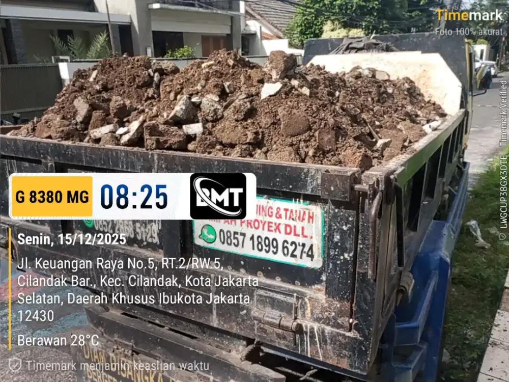 Jasa buang puing dan buang sampah