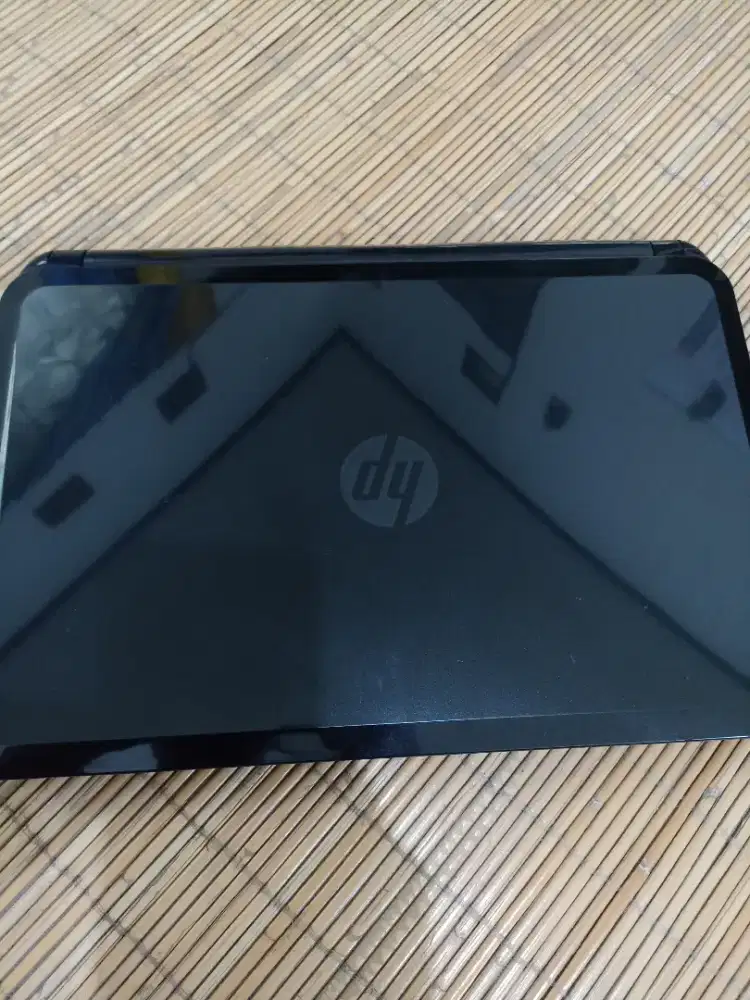 Laptop HP 14 Core i5/8GB/SSD256/HDD500GB