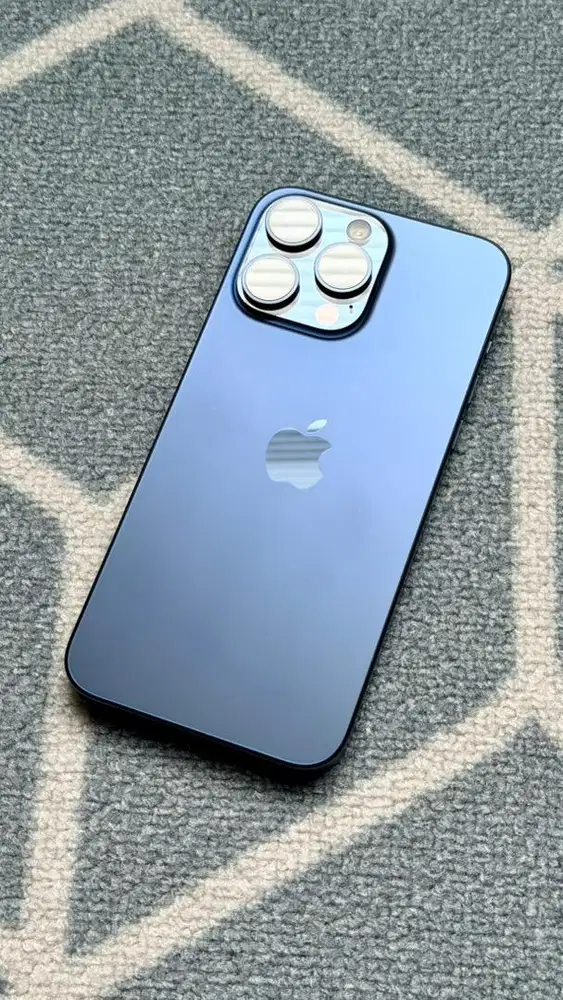 iPhone 15 Pro Max 256Gb ex iBox