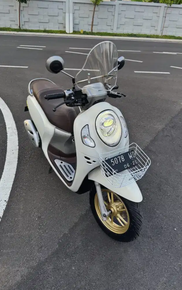 Scoopy Prestige Low Kilometer Mulus