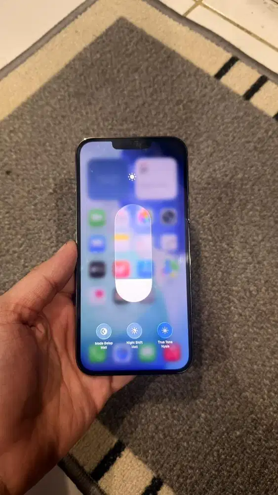 Dijual Iphone 13 Promax 256GB Graphite Terdaftar Hp dan charger