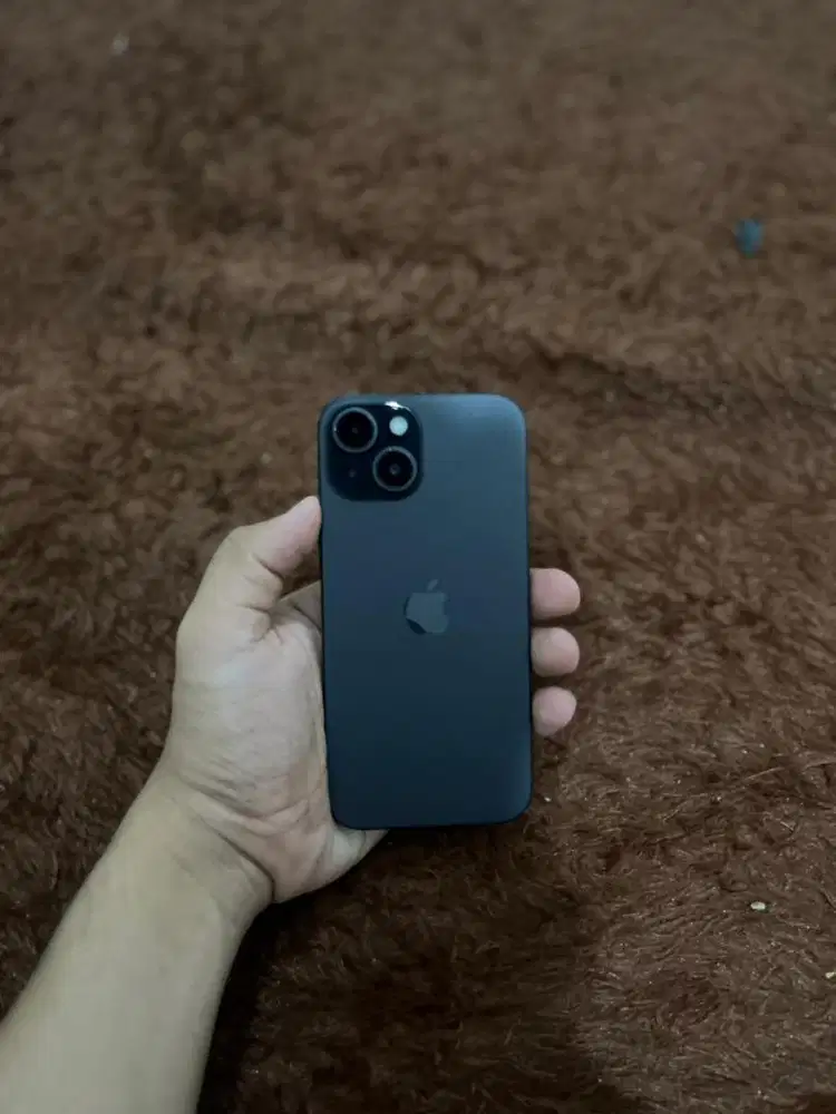 Iphone 15 128gb ibox garansi panjang