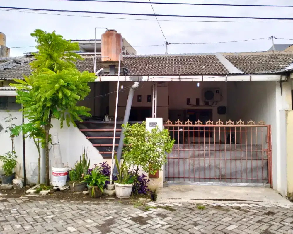 Rumah di Plamongan Indah Blok E1