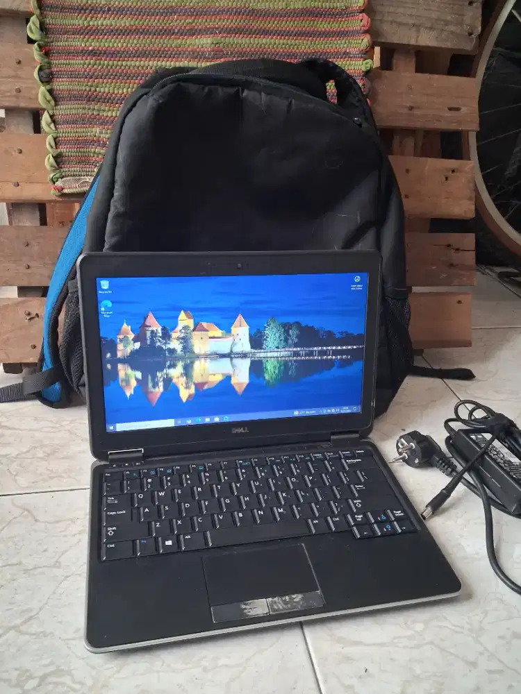 DeLL Latitude E7240 Core i5