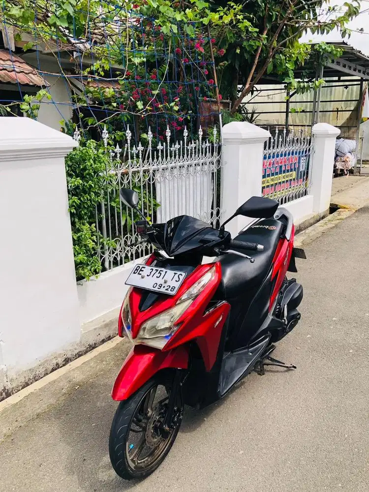 VARIO NEW KZR ISTIMEWA 2014 Pajak Hidup