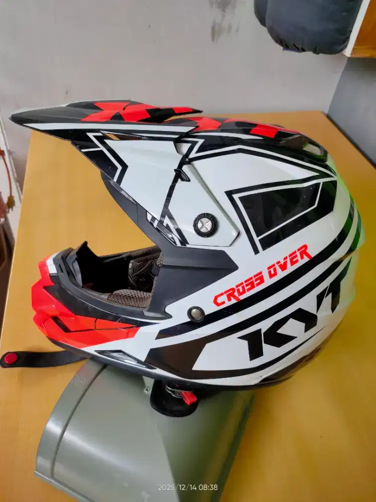 HELM KYT SERI CROSS OVER ORIGINAL