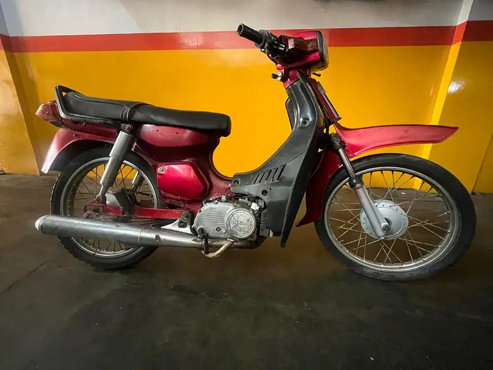 Suzuki RC 100 tahun 1984