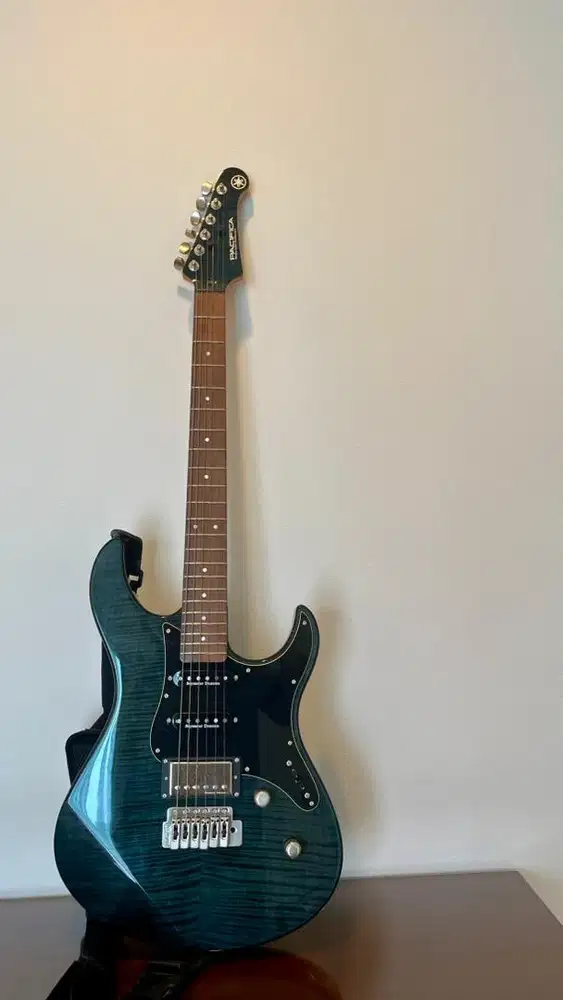 Yamaha Pacifica 612VII FM Indigo Blue – Seymour Duncan – Kardus