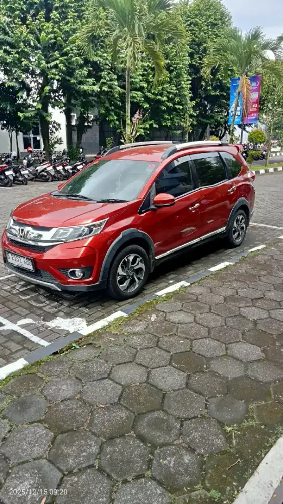 Jual cepat mobil istimewa pemakai langsung