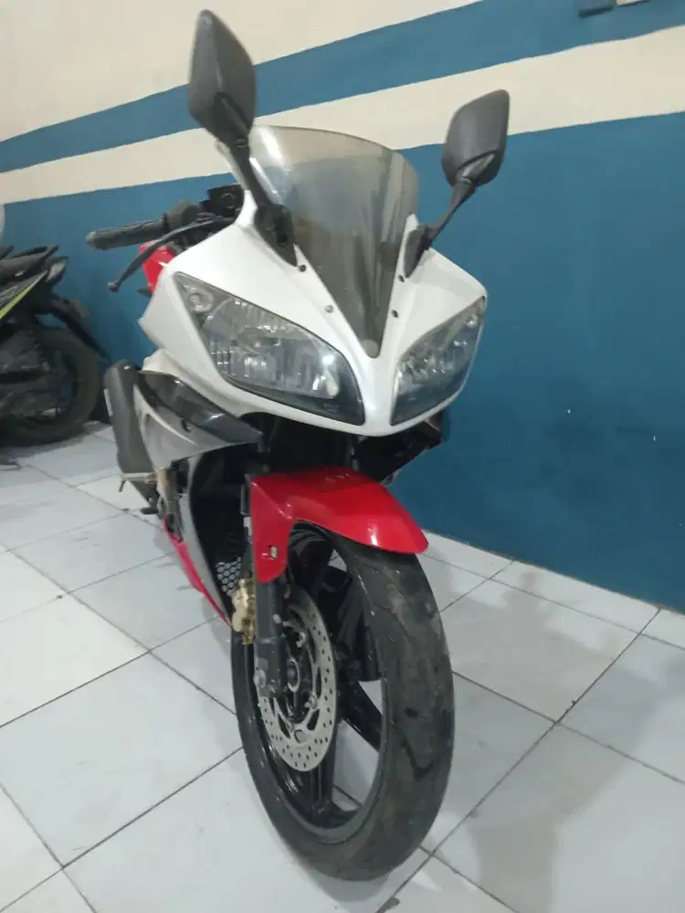 (1) JUAL YAMAHA R15 2016