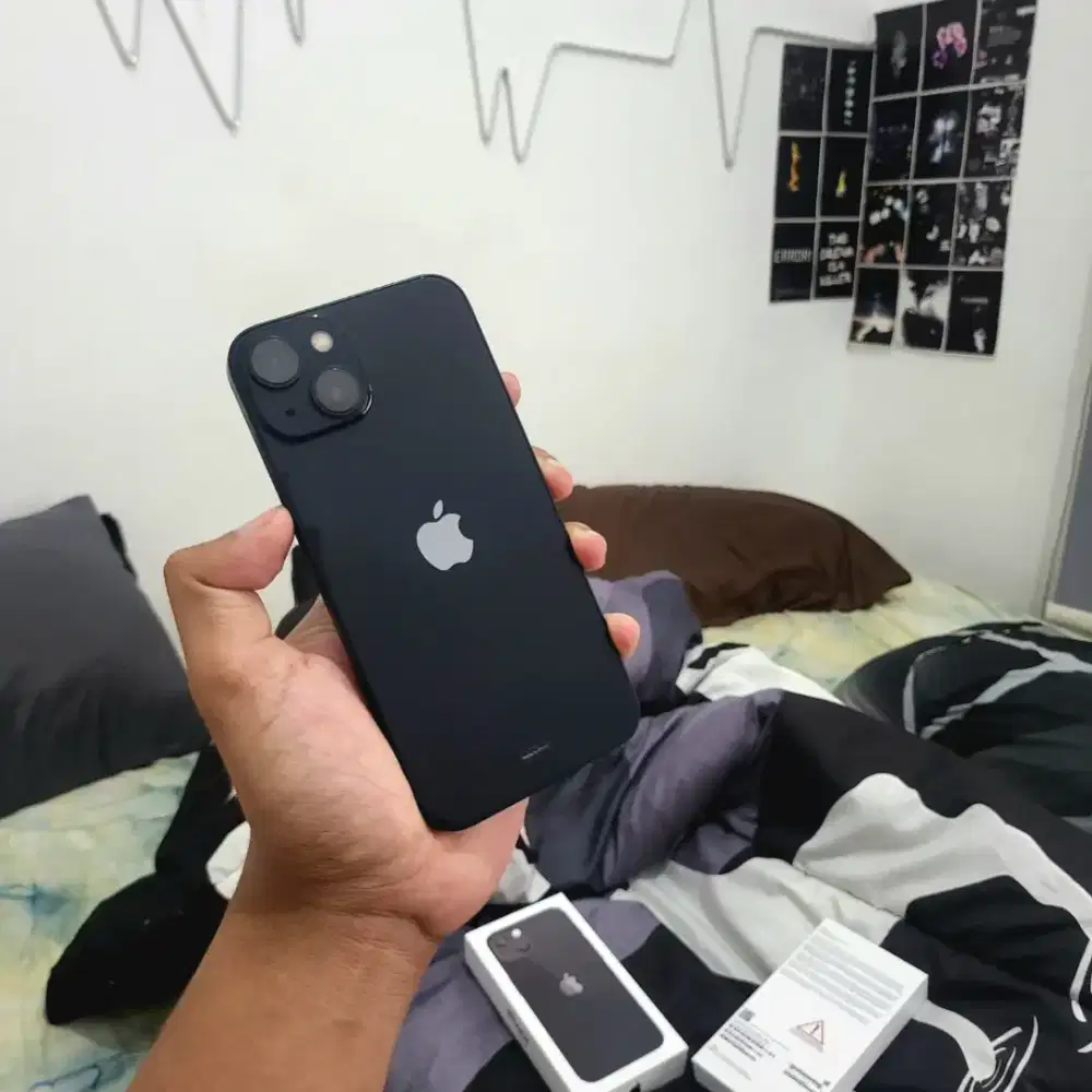 iPhone 13 Midnight 128GB Ex iBox