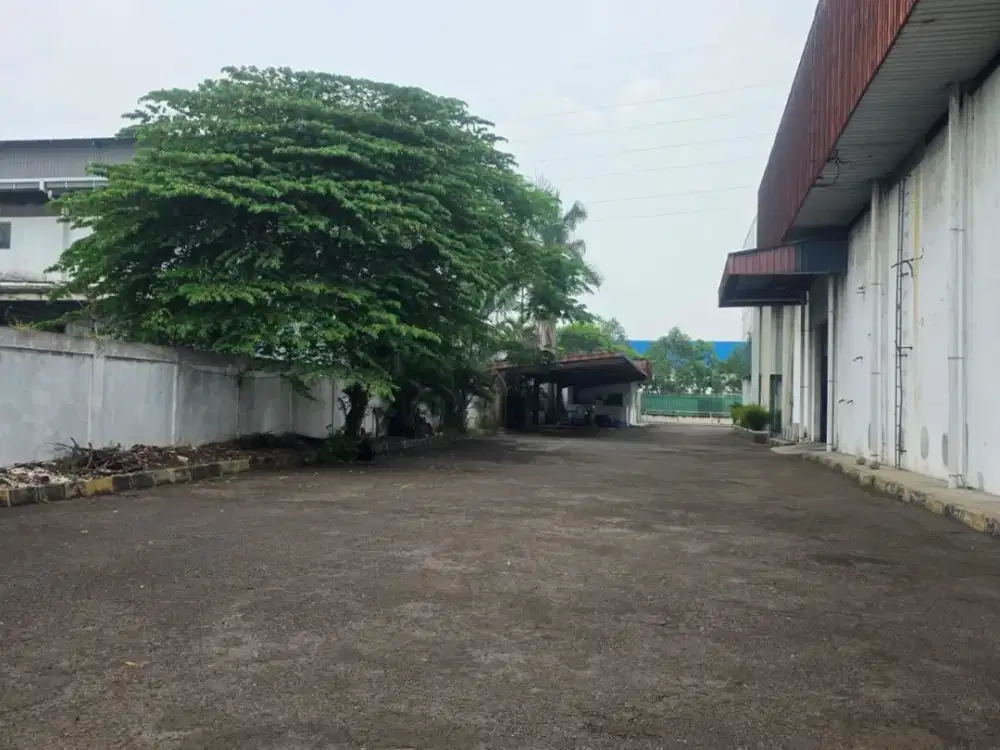 Dijual Cepat  Ex Pabrik Cikarang Jababeka Kawasan Jalan Utama