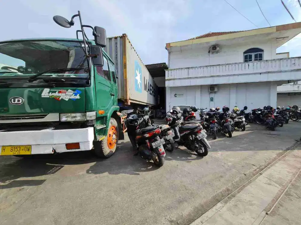Disewakan Gudang Akses Kontainer di Jalan Raya Gatak Mayang Sukoharjo, Lokasi Strategis Dekat Jalan Raya Solo Jogja.