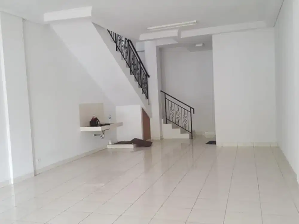 Disewa Ruko Garden Shopping Arcade Central Park Jakarta Barat