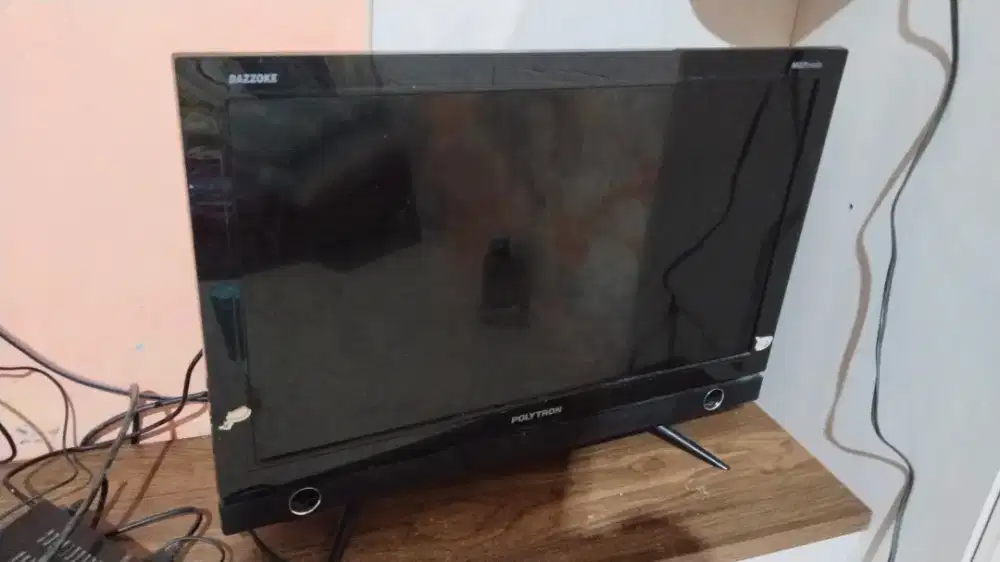TV LED Polytron 24inch