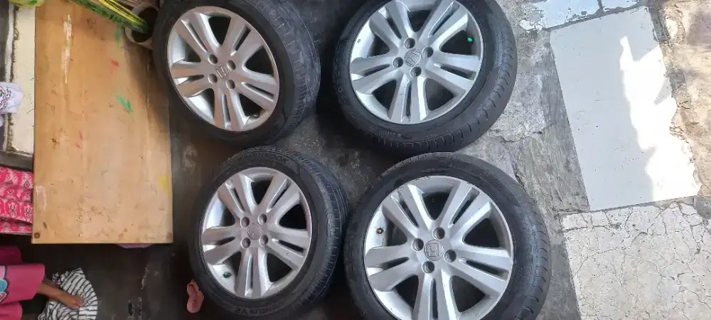 Velg + ban ring 16, bekas mobil jazz 2010