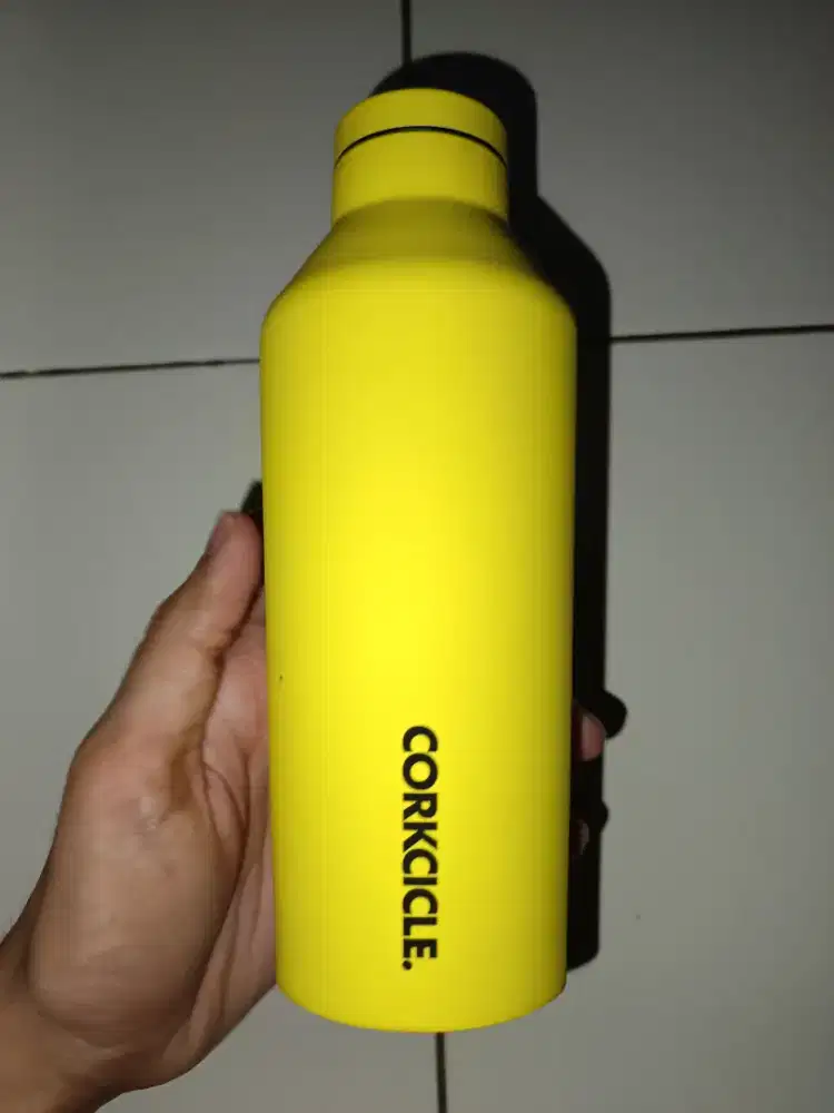 Corkcicle Canteen Neon Yellow (95% mulus)