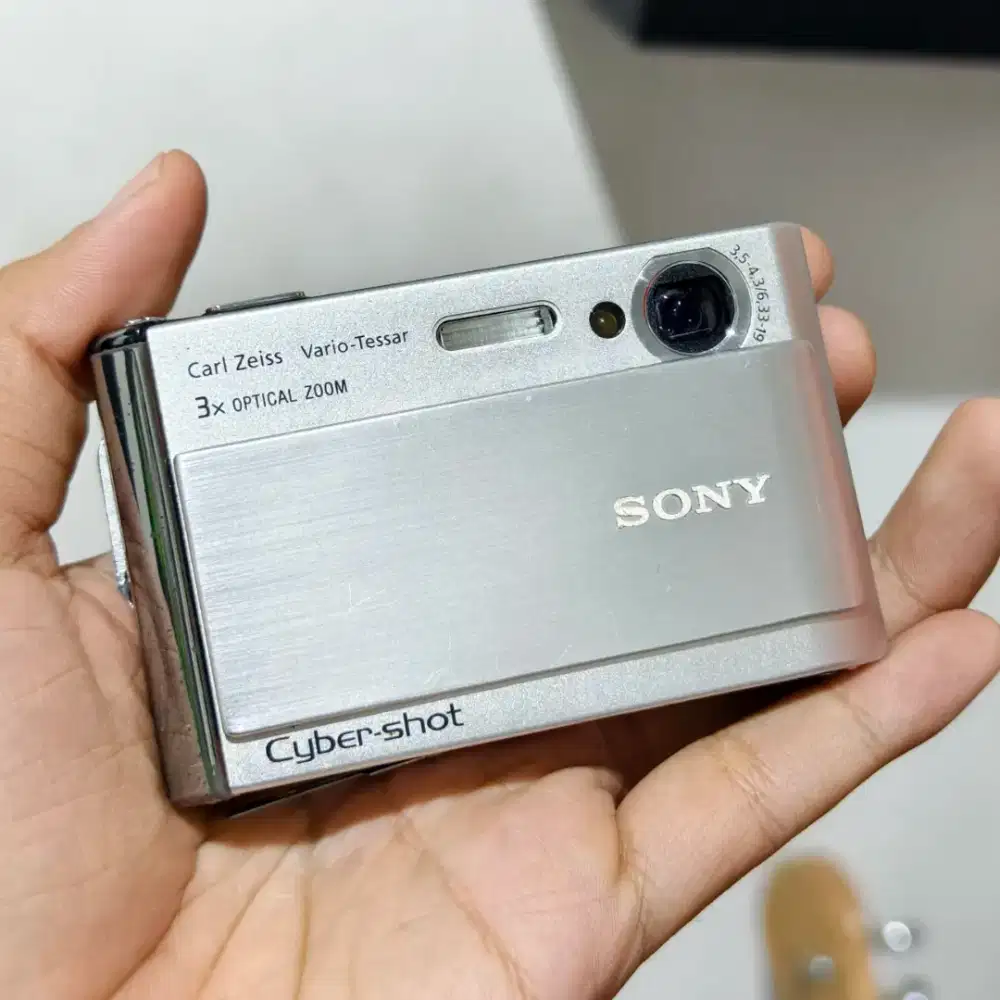 Kamera Sony Dsc T70
Minus touchscreen