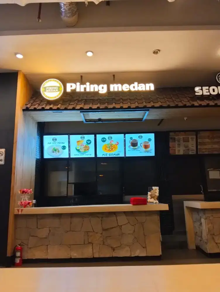 Dibutuhkan segera, chef chinese food, cook bakmie, kasir, waiter