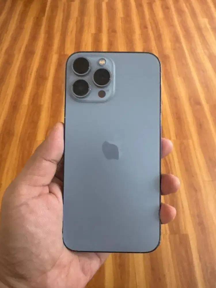 Iphone 13 Pro Max Sierra Blue 128 GB ex Garansi Resmi iBox