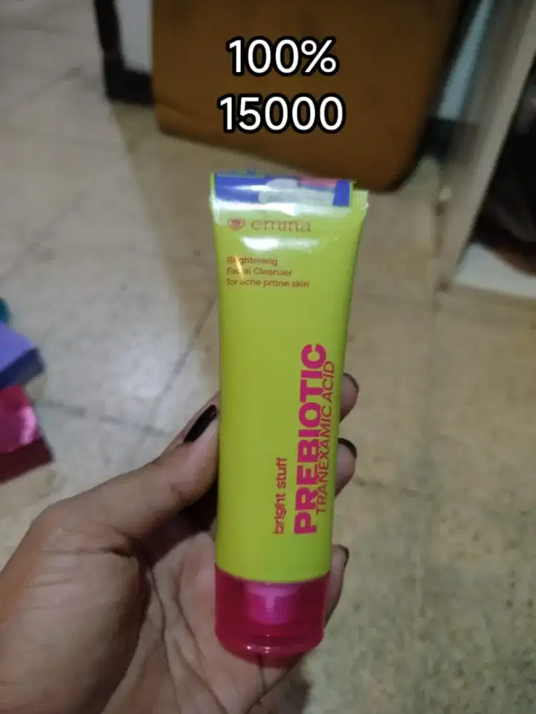 Emina bright stuff facial wash