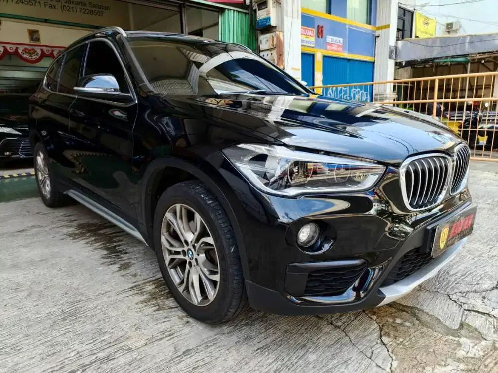 paket 25jt BMW X1 XLINE PANORAMIC PALING DICARI