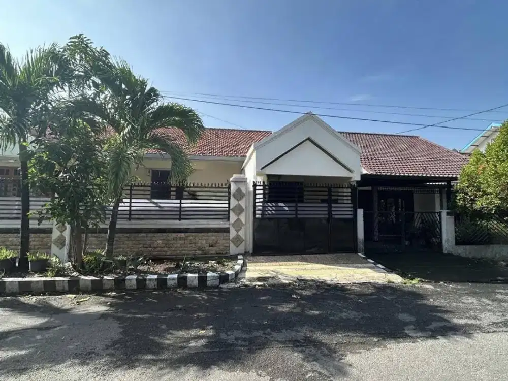 Dijual/Disewakan Cepat Rumah Bagus dan Strategis Rungkut Asri