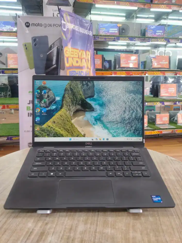 Dell Latitude 7320