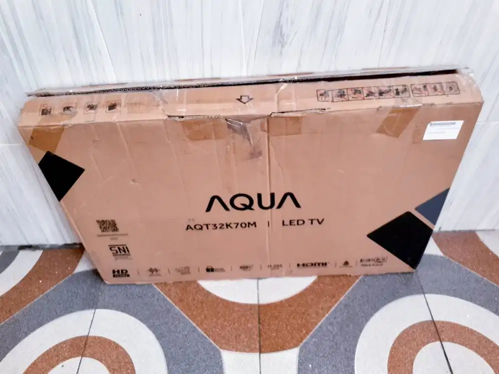 GARANSI 1BULAN TV LED AQUA 32IN DIGITAL HD TV KONDISI NORMAL SIAP PAKA