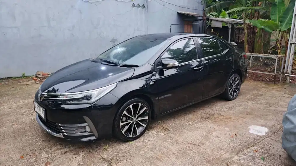 Toyota Corolla Altis V Matic AT 2018