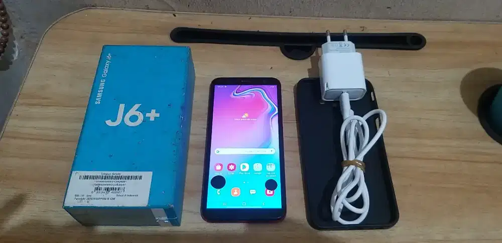 Samsung Galaxy J6+ Minus