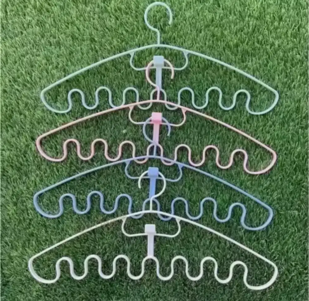 Gantungan gelombang anti patah, bs buat gantung syal hijab dasi dll...