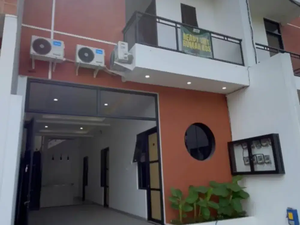 Rumah Kos Berlokasi di Poros Jalan Raya Tlogomas Kota Malang