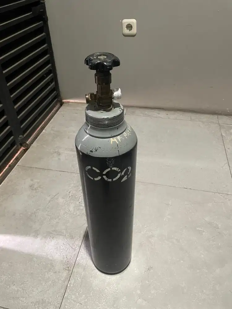 Tabung CO2 1m3 bekas.bekas dipakai aquascape...